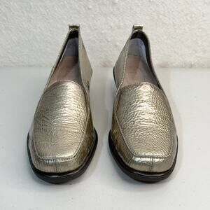 The Flexx Canna Di Fucille Roche Gold Tumbled Patent Leather Wedge Loafer Size 9